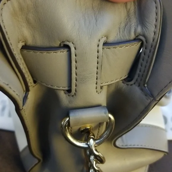 MK leather bag - Picture 15 of 17